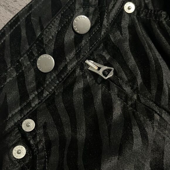 Rag & bone | Nina High-Rise Zebra-Stripe Ankle Skinny Jeans - Picture 8 of 10